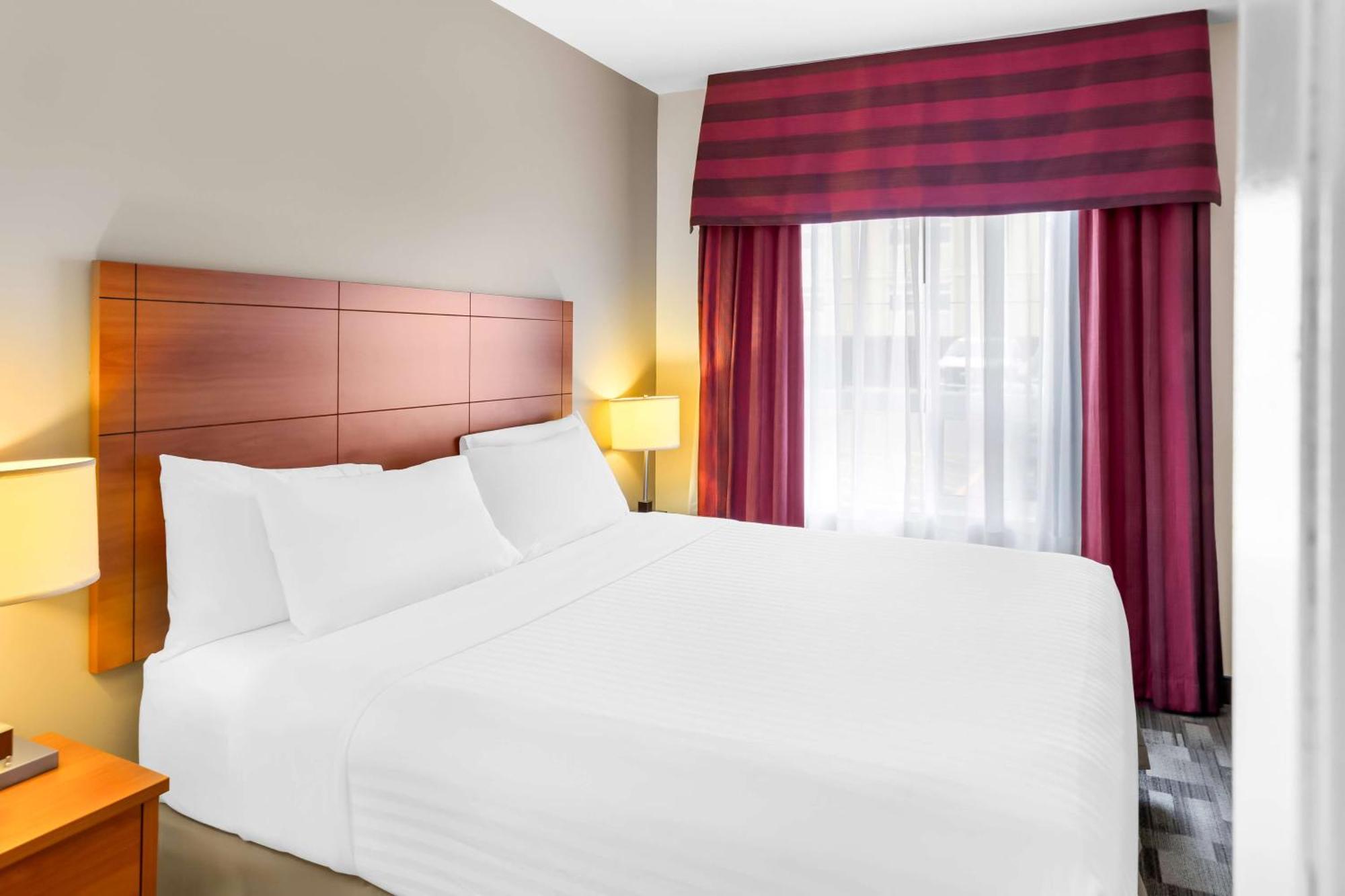 Best Western Томпсон Экстерьер фото