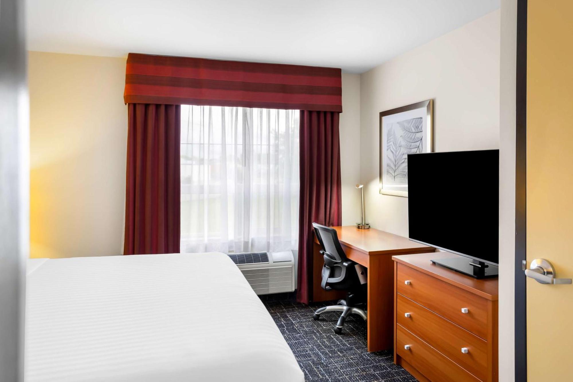 Best Western Томпсон Экстерьер фото