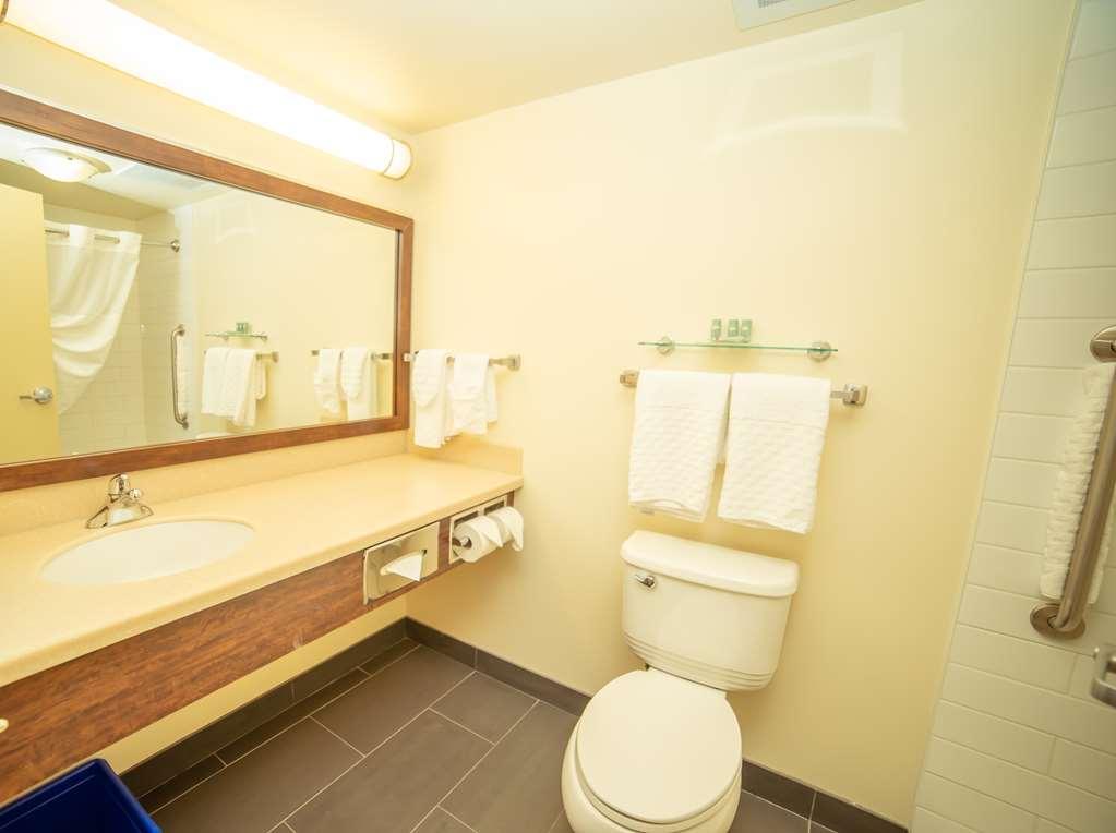 Best Western Томпсон Номер фото