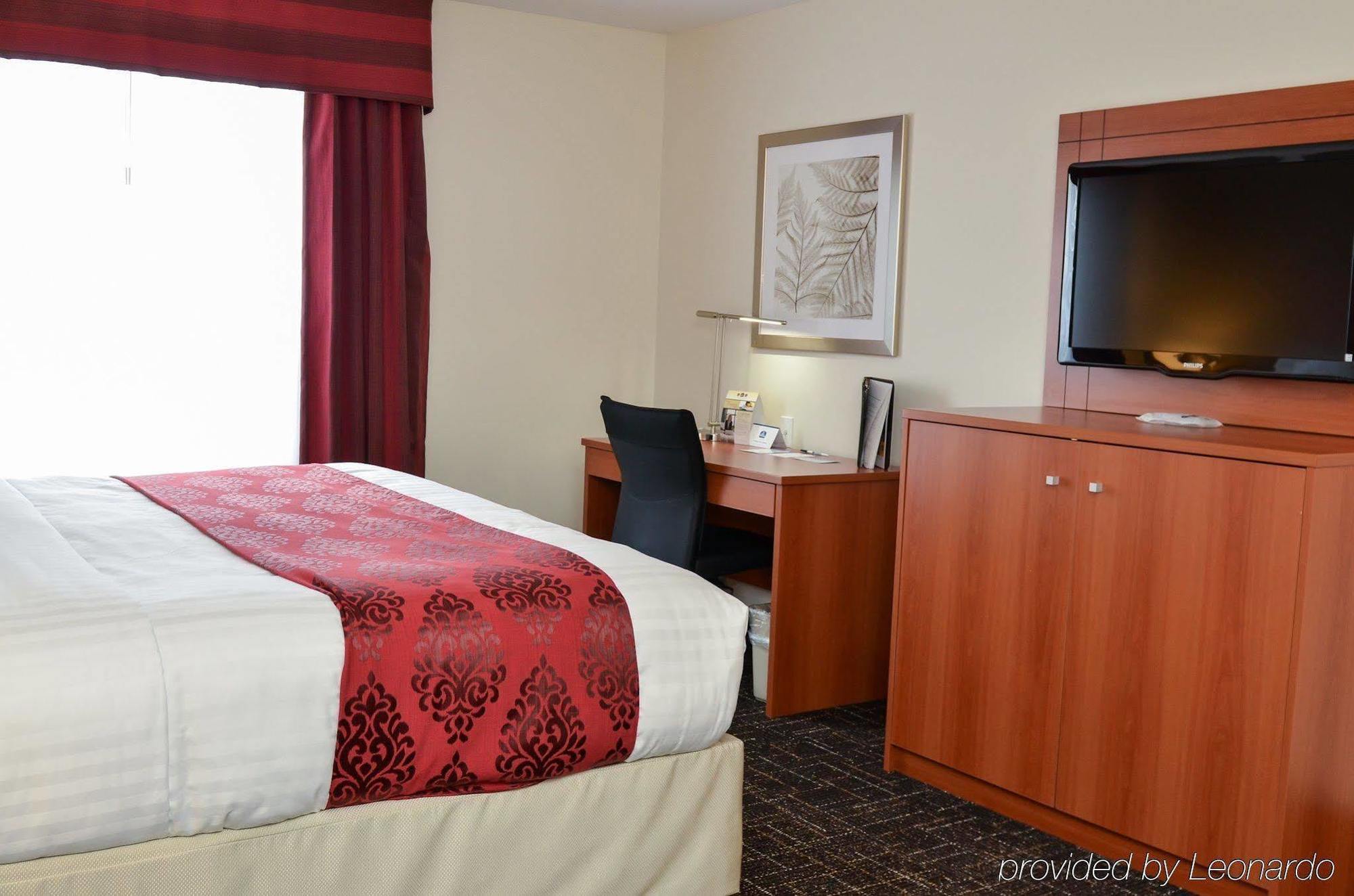 Best Western Томпсон Экстерьер фото