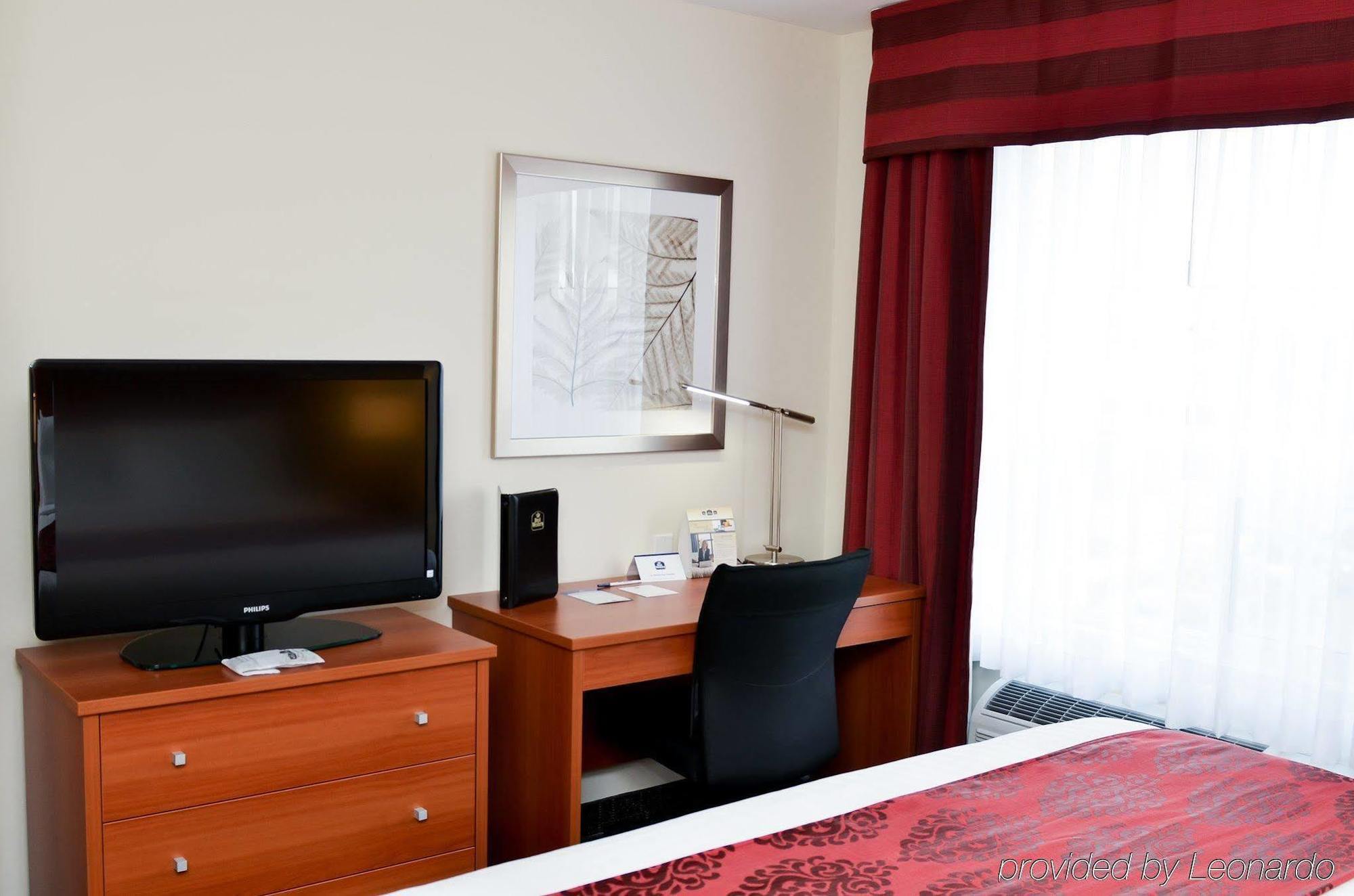 Best Western Томпсон Экстерьер фото